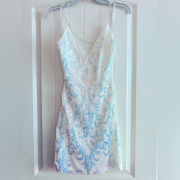 ‼️SOLD‼️ Windsor Laura Sequin Strappy Back Mini Party Dress - White - Picture 4 of 5